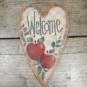 Rustic Welcome Door Sign Painted Heart Shape Vintage Apples Wooden Hanging Prim
